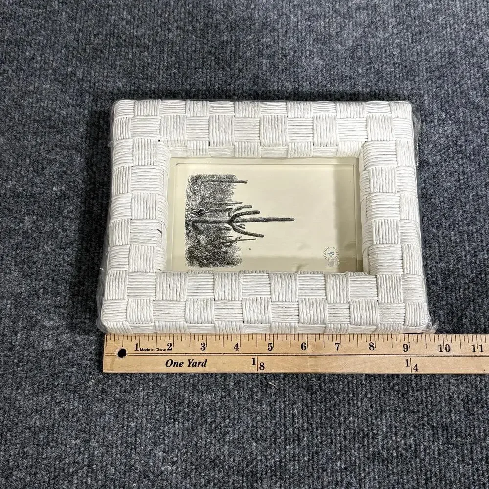 Pigeon & Poodle Nassau 4x6 Photo Frame White Rope Weave Braided Nautical